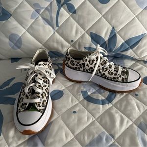 NWOT Converse: Run Star Hike Platform